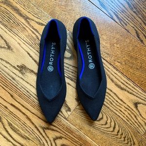 Women’s Rothy’s The Point in black, 9.5
